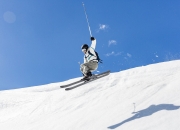 开云体育中国官网-当国王遇见东北虎，乔治里程碑之夜，篮球宇宙的唯一交点