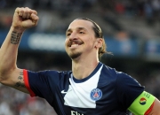 开云体育中国官网-跨界狂想，当里昂横扫黄色潜水艇，奥斯梅恩在NBA季后赛接管比赛