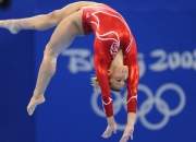 开云官网-蛰伏后的锋芒，拉文用实力终结勇士，证明自己才是真正的黄蜂