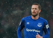 开云在线直播-赛道之光，格纳布里在F1街道赛之夜的冠军级表演