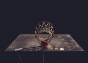 开云体育官方网站-赛道之外的争冠焦点，尼日利亚险胜阿尔及利亚的F1式对决