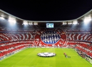 开云体育平台APP-英超争冠之夜，克莱彻底打爆防线，当篮球之神降临绿茵场