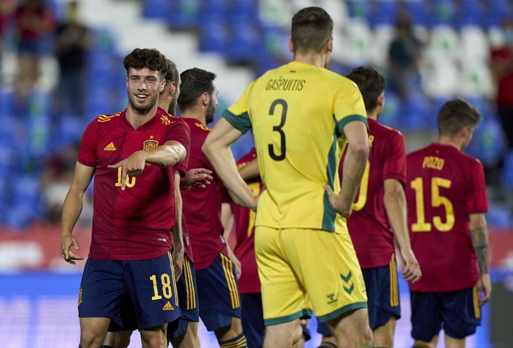 热那亚在主场轻取对手,士气高涨的简单介绍 热那亚在主场轻取对手,士气高涨的简单介绍