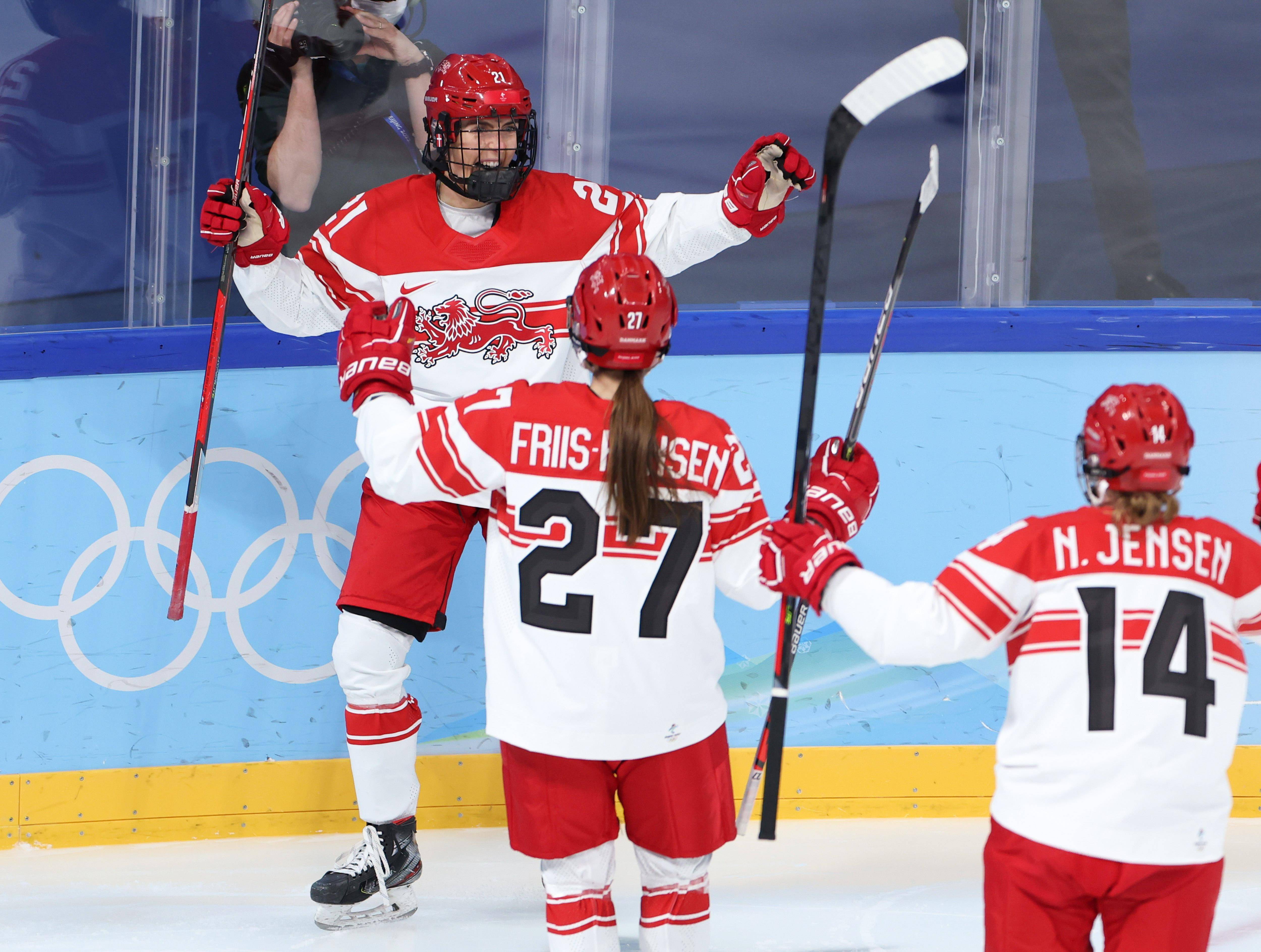 捷克队关键一战胜利，志在必得的简单介绍